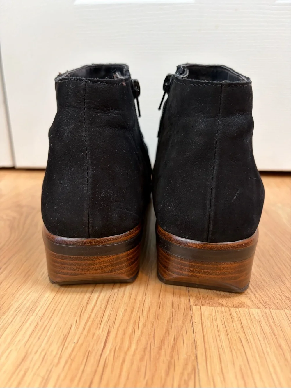 Naot Black Velvet Nubuck Leveche Ankle Boots Size 41 (10/10.5)